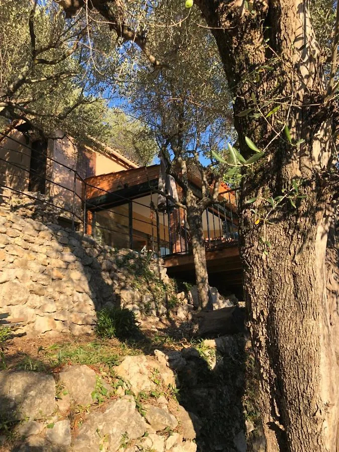 Cabane De L Esteron Gilette